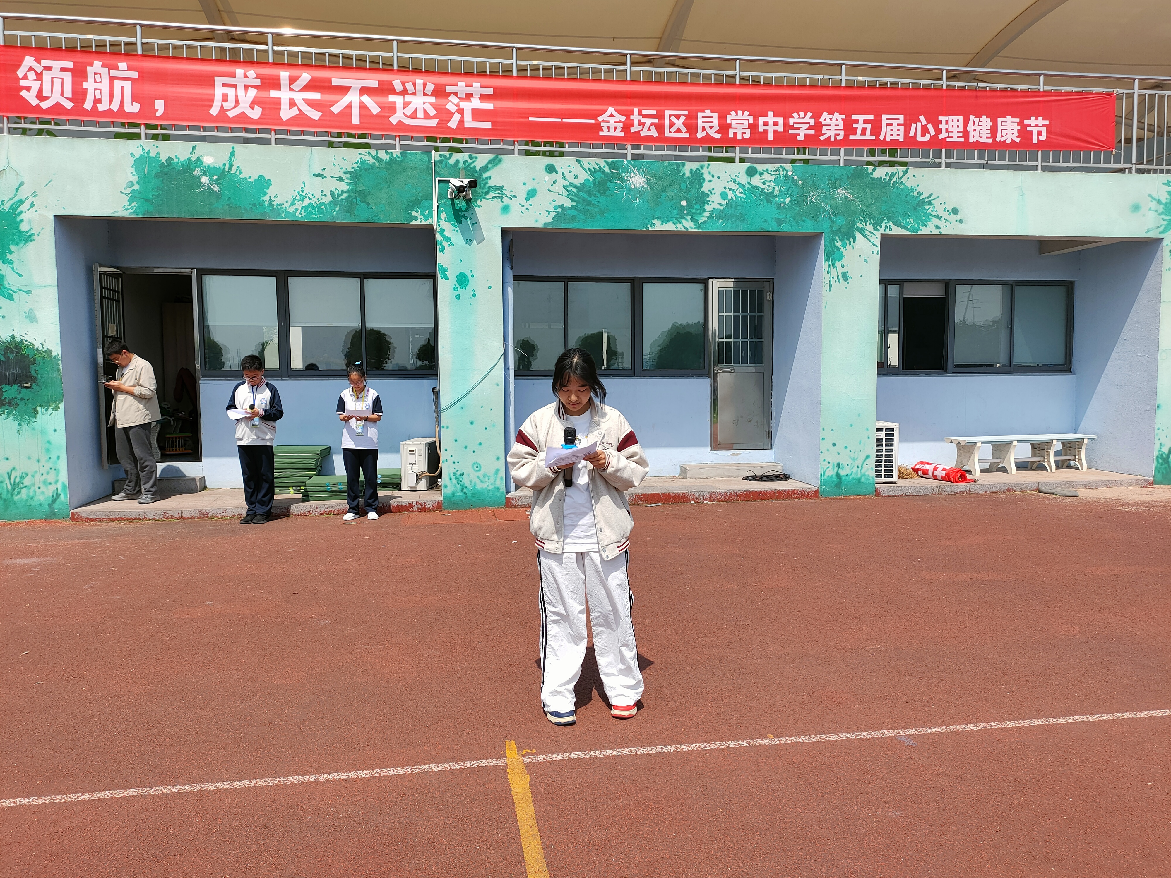 5134dccbaeded53ec09d082e792edaa.jpg